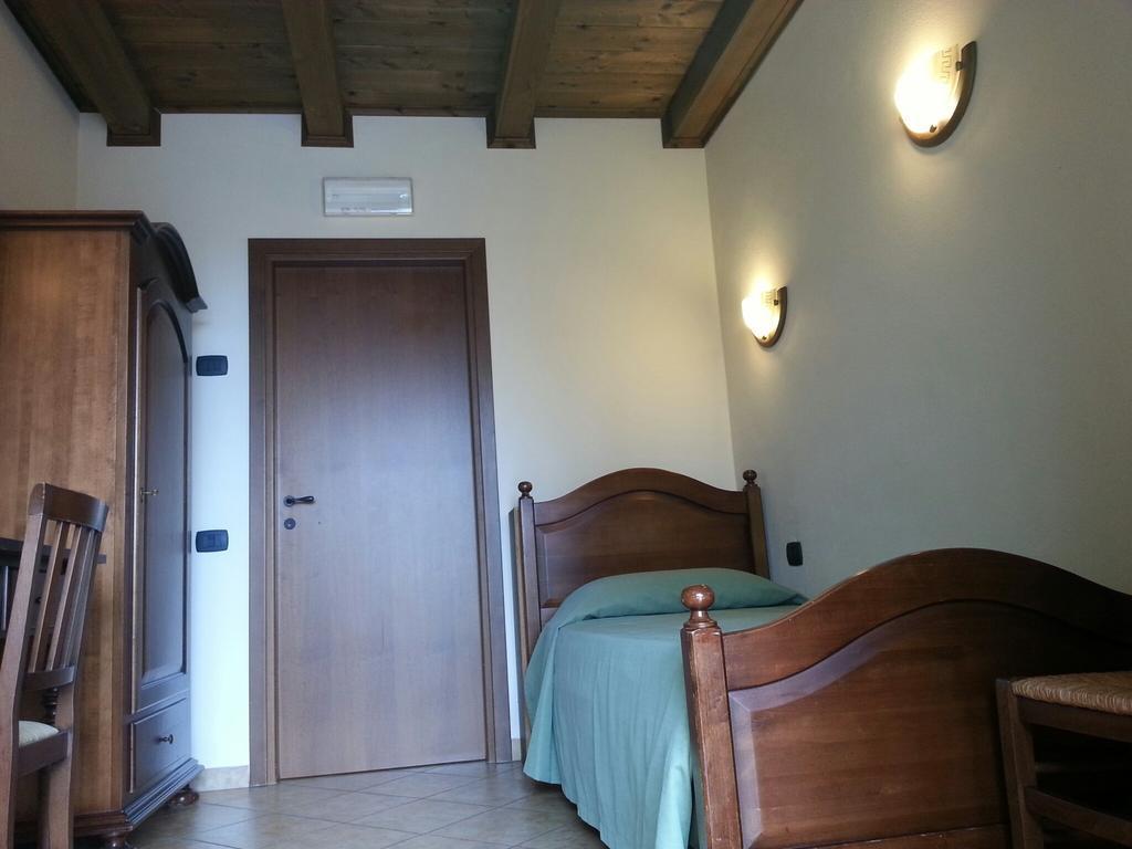 Agriturismo Cascina Del Peso Leini Room photo